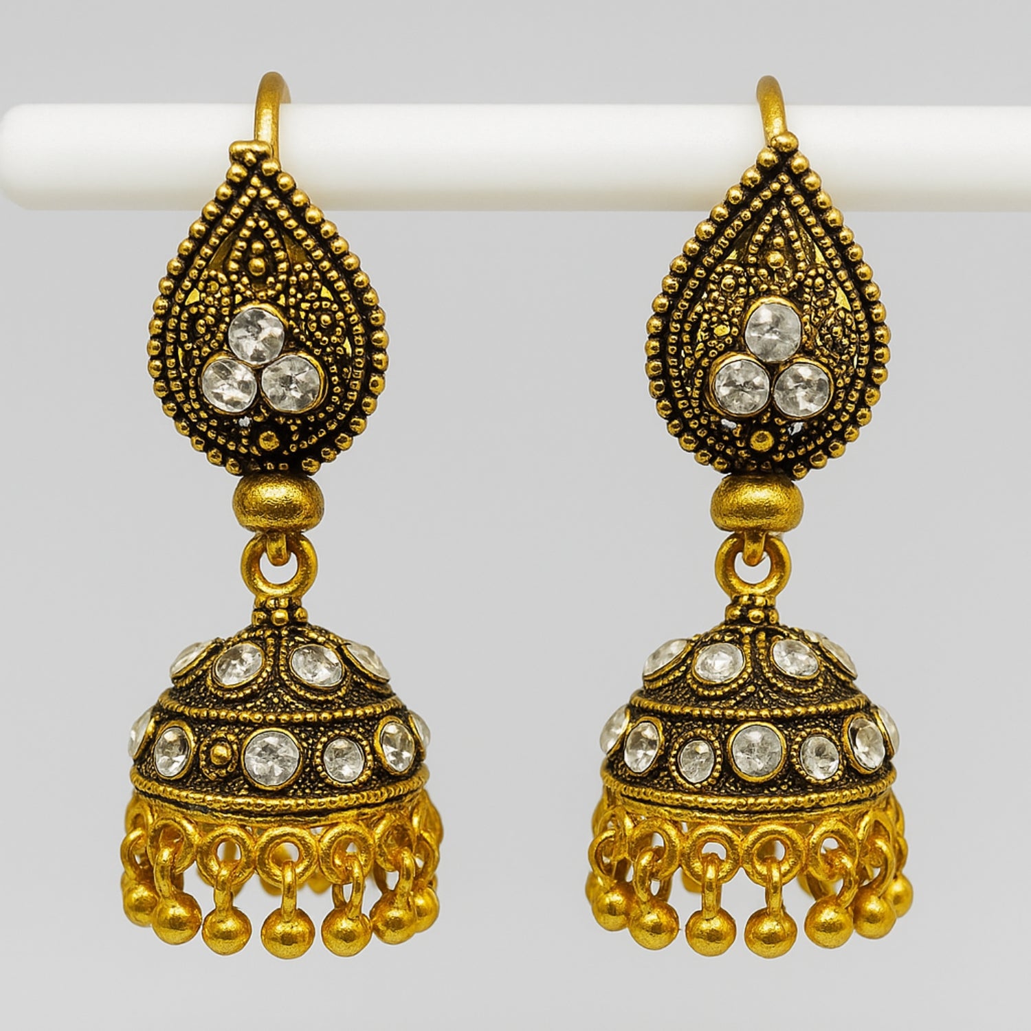 Antique Golden (Mini) Jhumka Earrings for Women & Girls | White Stone Floral Design | Traditional Indian Wedding & Festive Jewellery | Lightweight Ethnic Jhumki with Dangling Beads