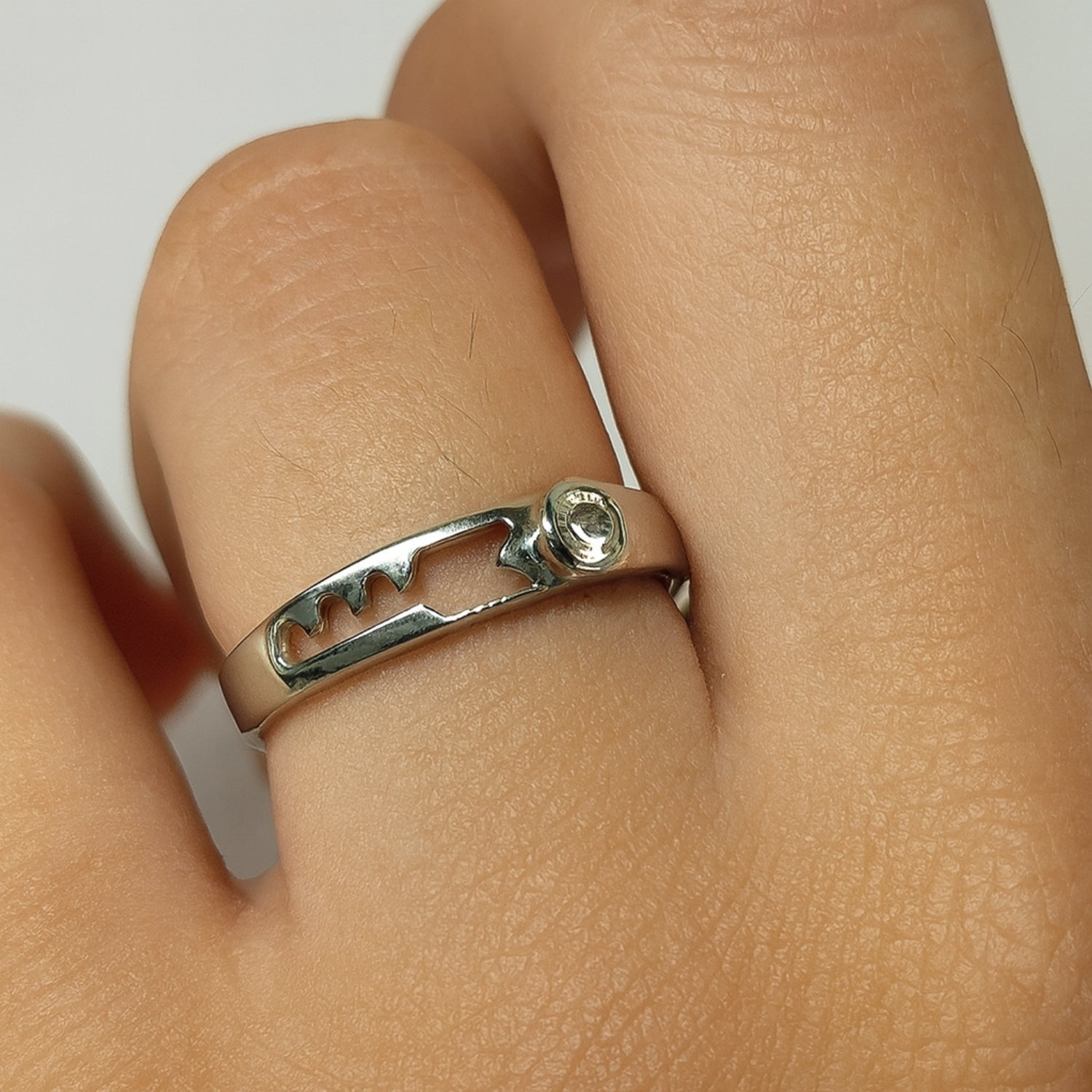 Adjustable Couple Rings Set for Him & Her – Silver-Tone Key & Heart Design with CZ Accent, Open Band Promise Rings for Couples, Matching Anniversary/Valentine Gift