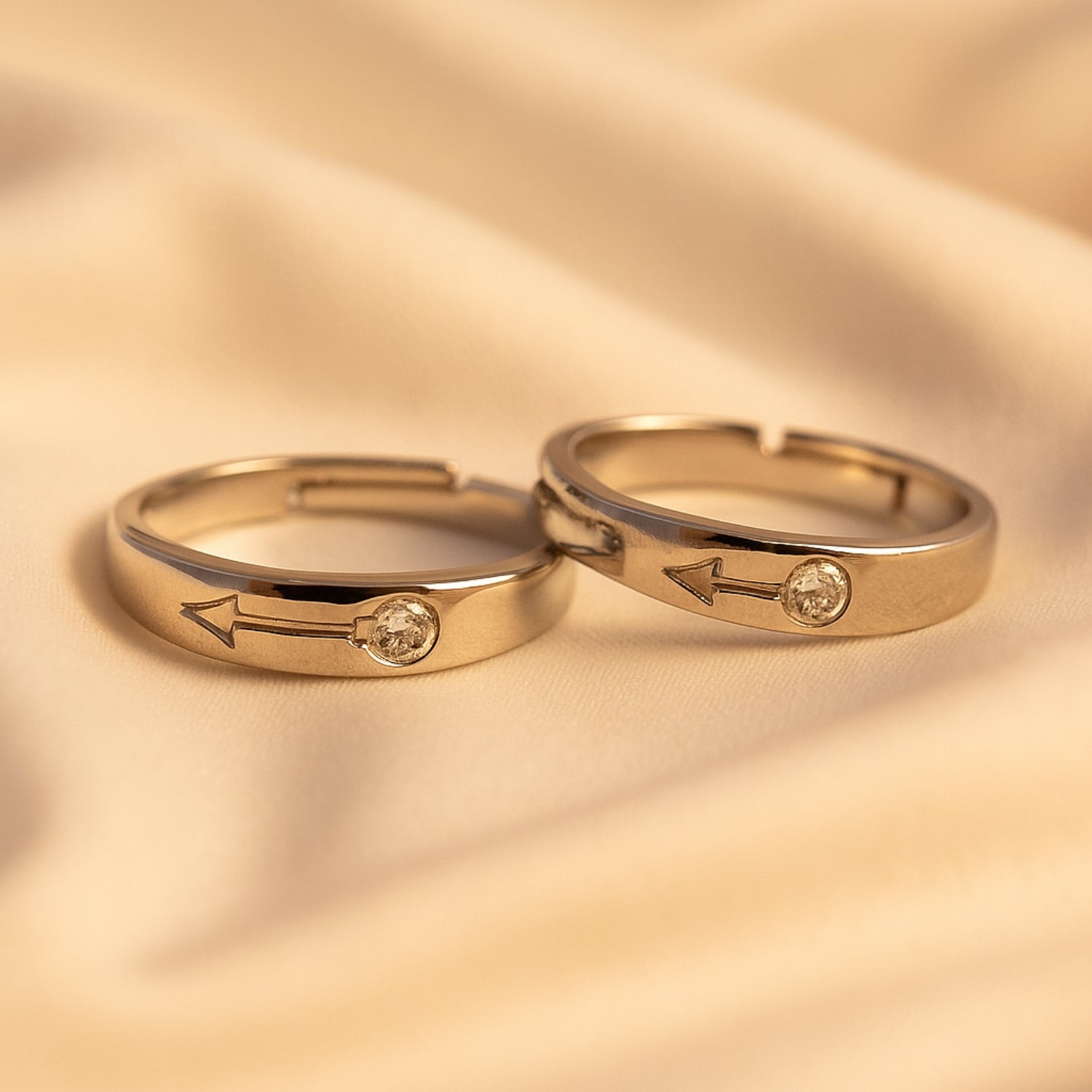 Adjustable Couple Rings (Pair) – Mirrored Arrow Bands with CZ, Silver-Tone Open Rings for Him & Her, Promise/Anniversary Gift