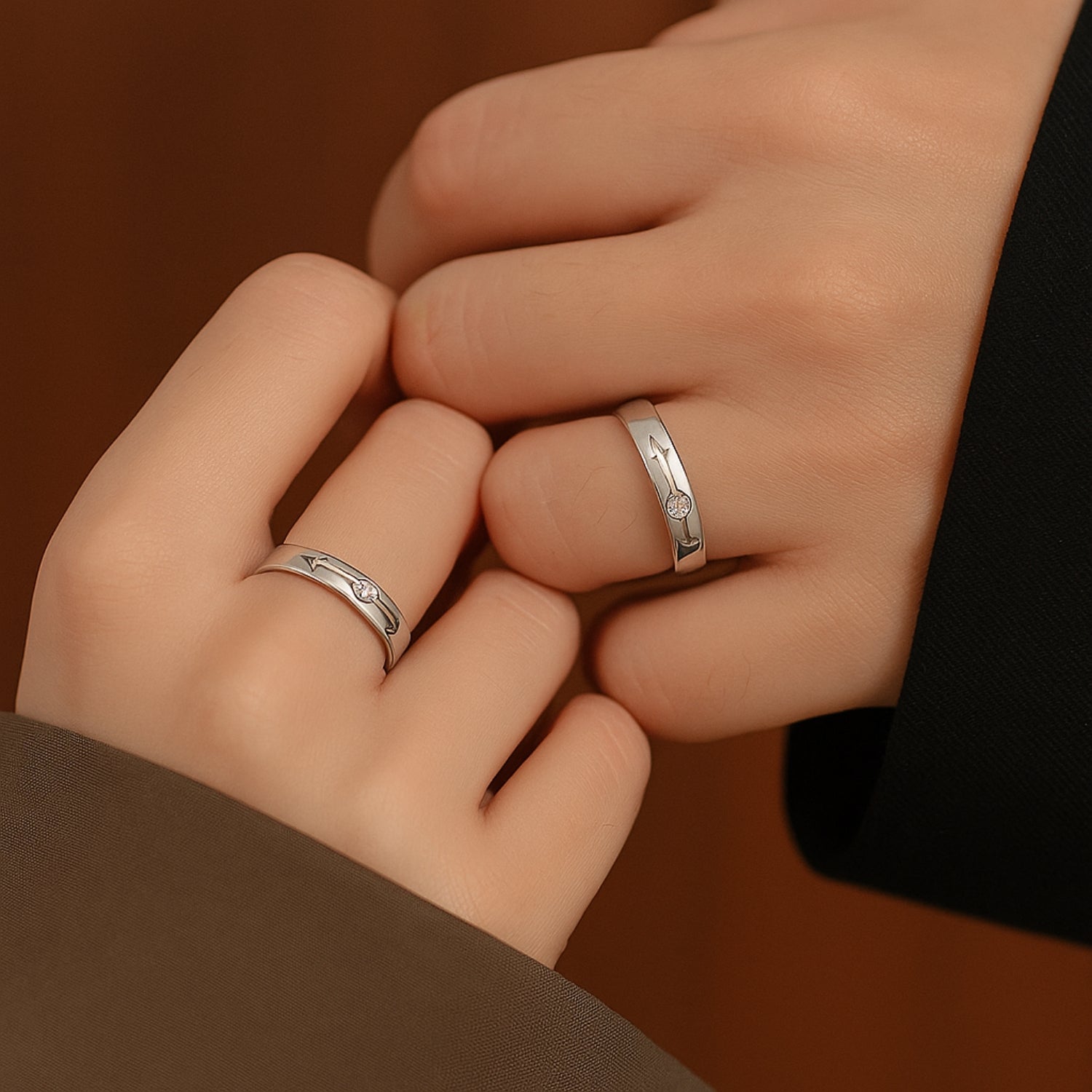 Adjustable Couple Rings (Pair) – Mirrored Arrow Bands with CZ, Silver-Tone Open Rings for Him & Her, Promise/Anniversary Gift