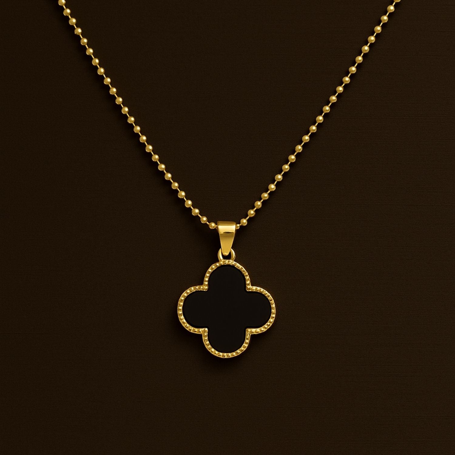 Elegant Black Clover Pendant – Gold-Tone Beaded Chain Necklace