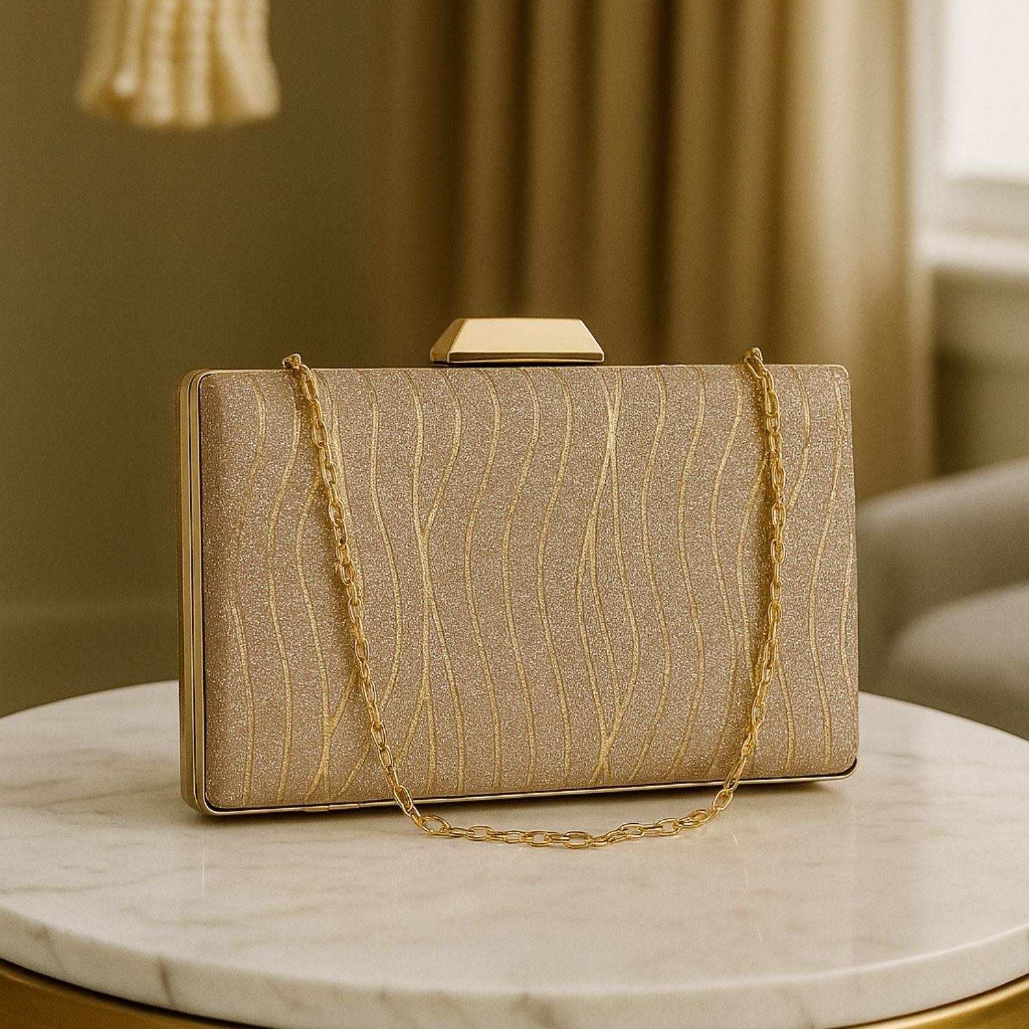 Champagne Gold Glitter Clutch – Radiant Evening Handbag for Women