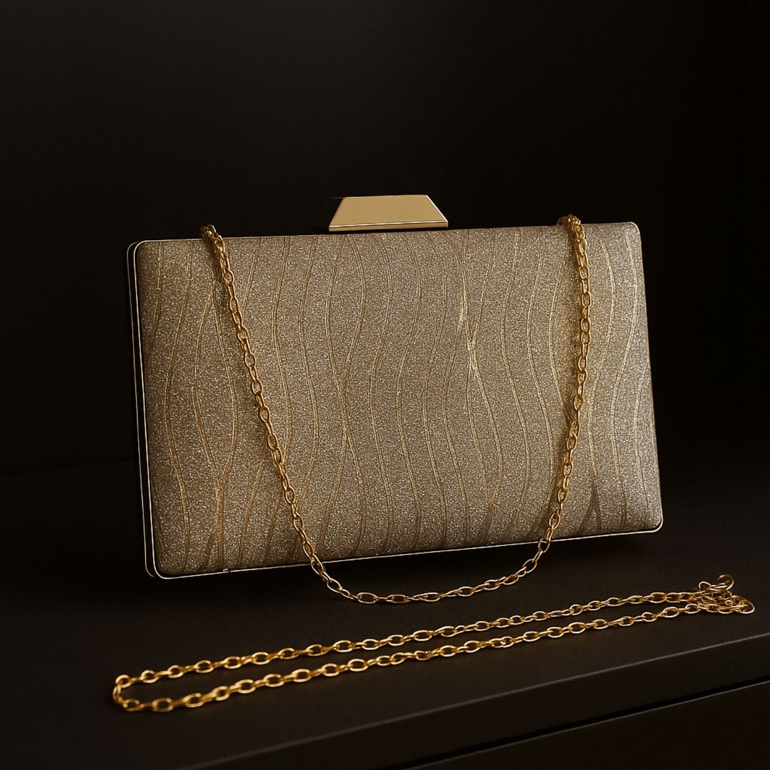 Champagne Gold Glitter Clutch – Radiant Evening Handbag for Women