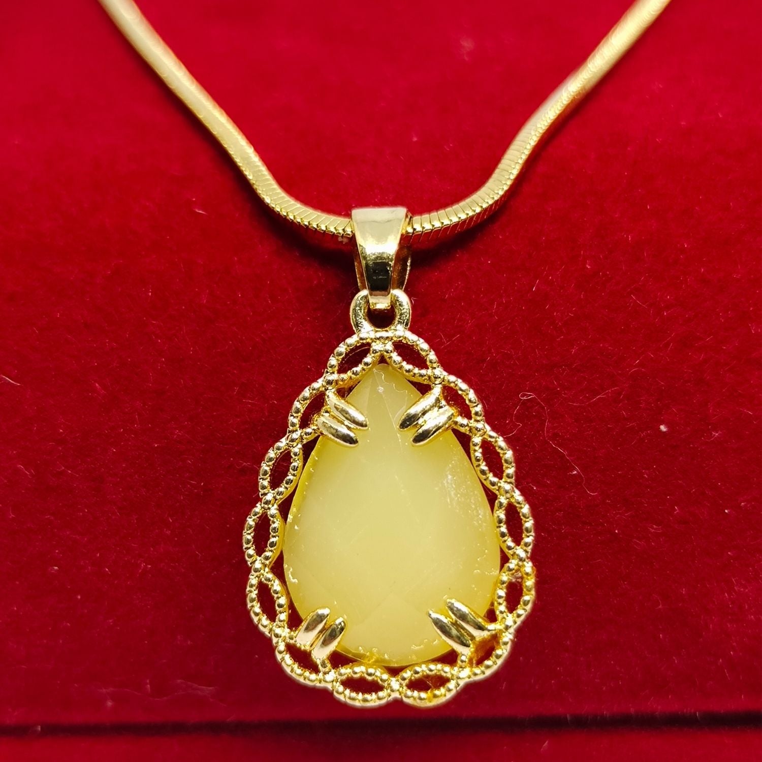 Golden Glow Teardrop Pendant Necklace – Yellow Stone in Ornate Gold Frame