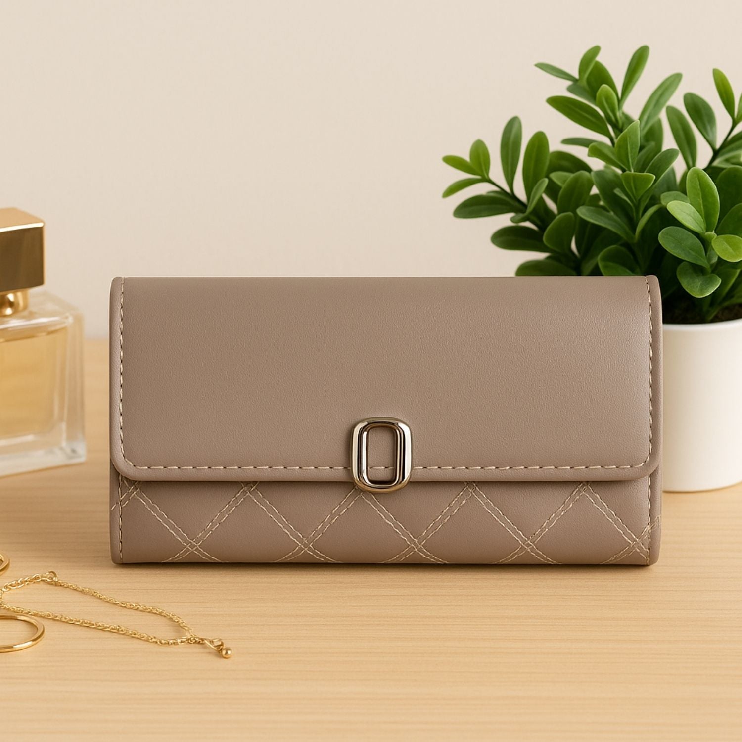 Elegant Quilted Wallet for Women – With Gift Box