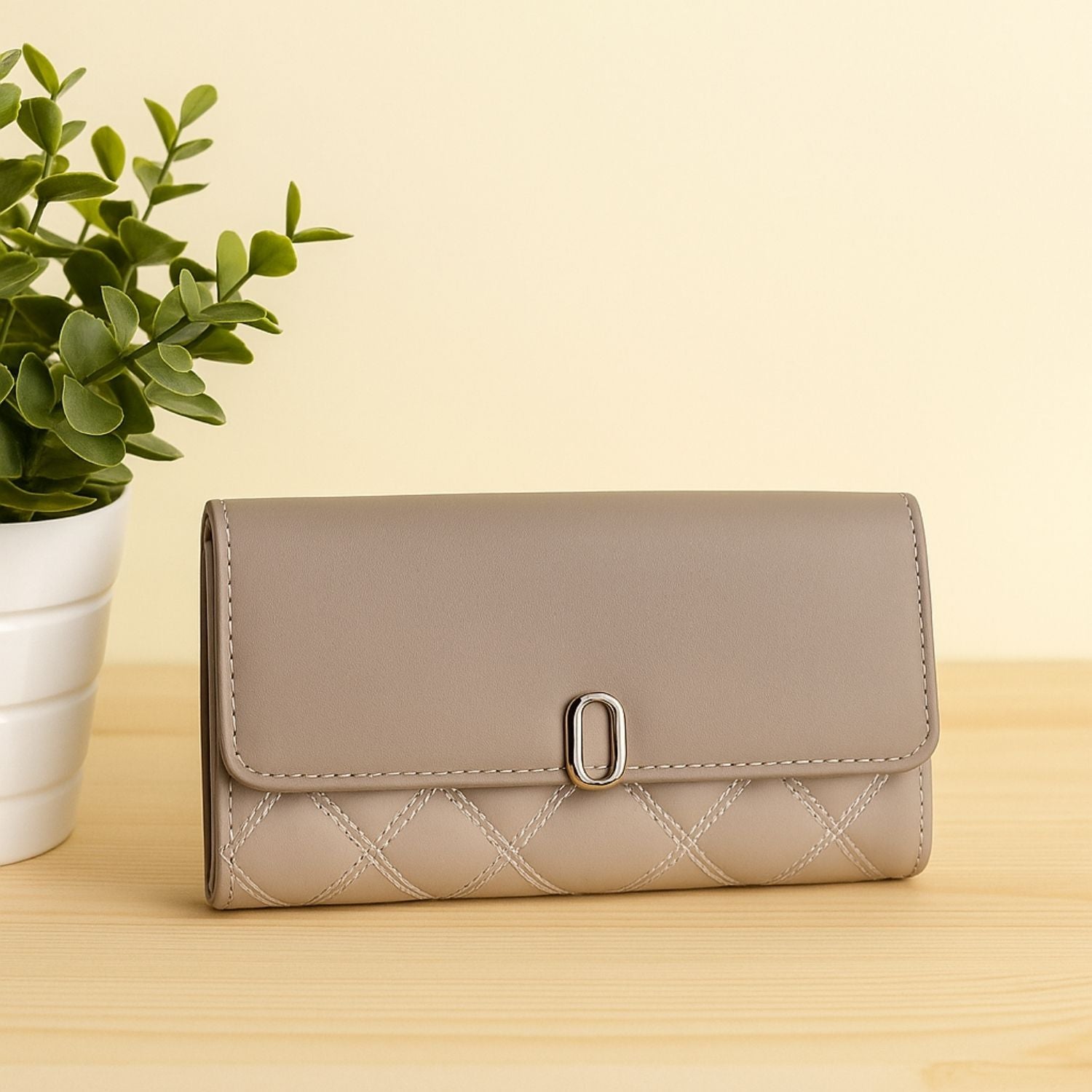 Elegant Quilted Wallet for Women – With Gift Box