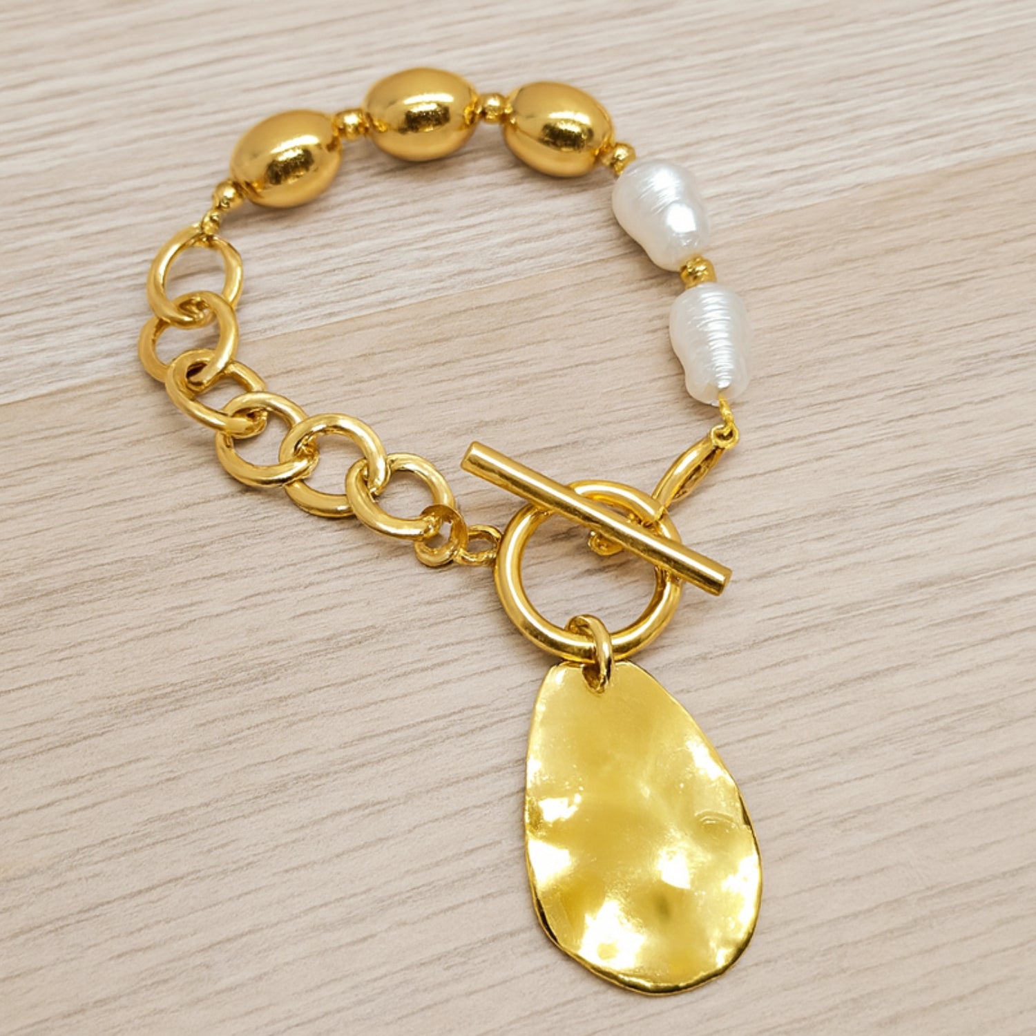 Women’s Gold-Tone Toggle Charm Bracelet with Baroque-Style Pearls & Hammered Pendant | Mixed-Link Chain Statement Fashion Jewelry